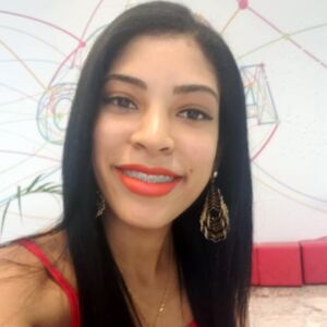 Esther Cavalcante