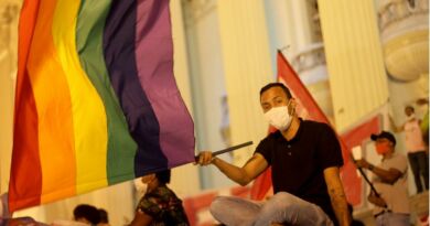 Ativistas LGBTQIA+ são premiados na ALERJ