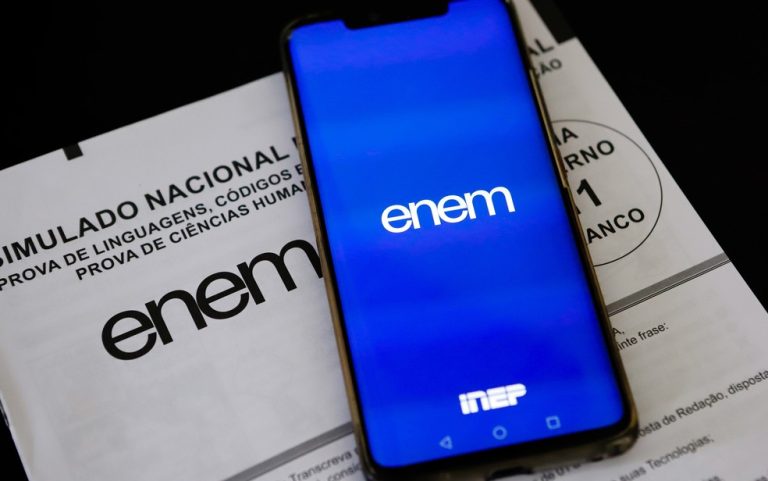 Tema redação do Enem 2021: "Invisibilidade e registro civil" história