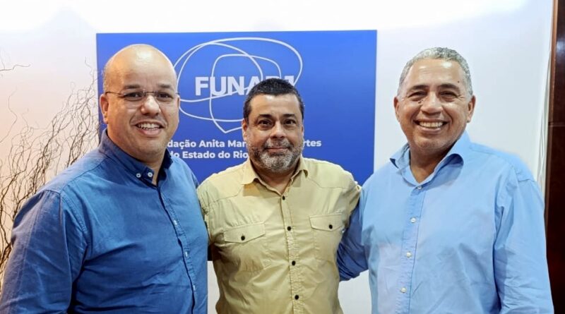 João Carlos, e o vice-presidente FUNARJ, Carlos Janan da FUNARJ Adriano Dias ComCausa