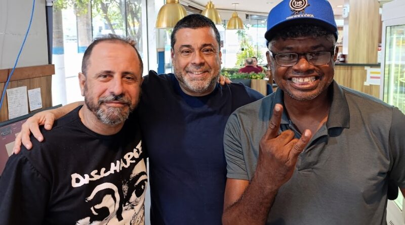 driano Dias, da ComCausa, reuniu-se com Carlinhos, da Be Magic Produções, e Marcelo Saci, das bandas Cara de Porco e Rato no Rio