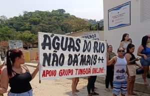 protesto moradores - aguas do rio - tingua - comcausa
