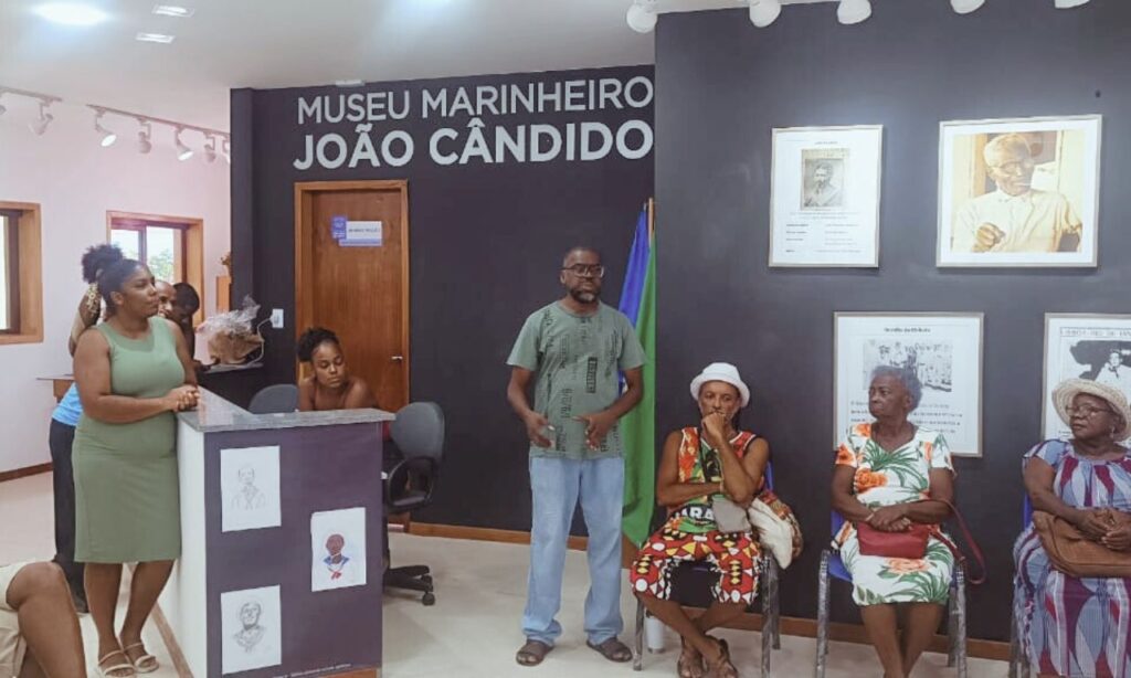 Bloco Afro Agbara Dudu visita Museu João Cândido - Foto Arquivo ComCausa