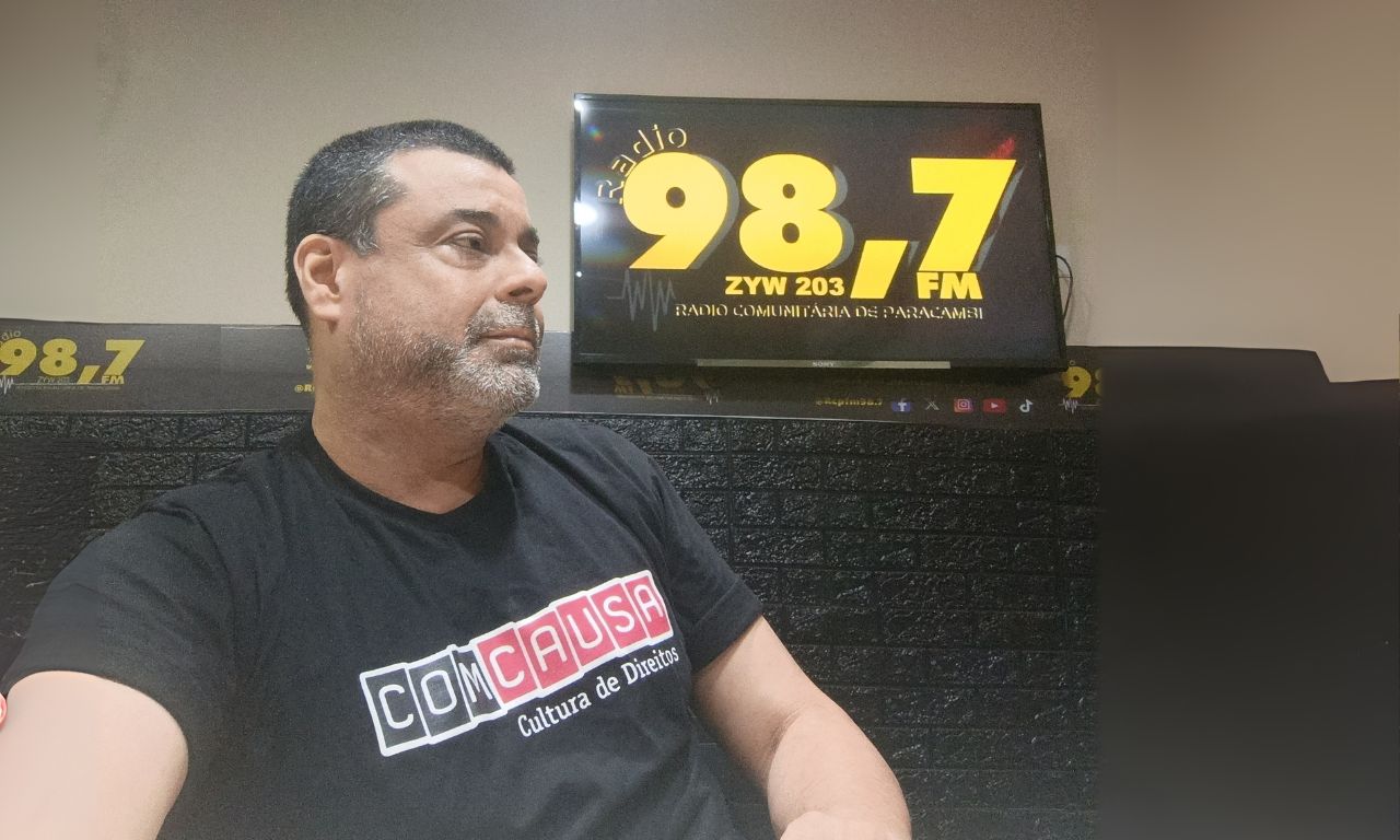 Adriano Dias na Rádio Comunitária de Paracambi (RCP FM 98,7)