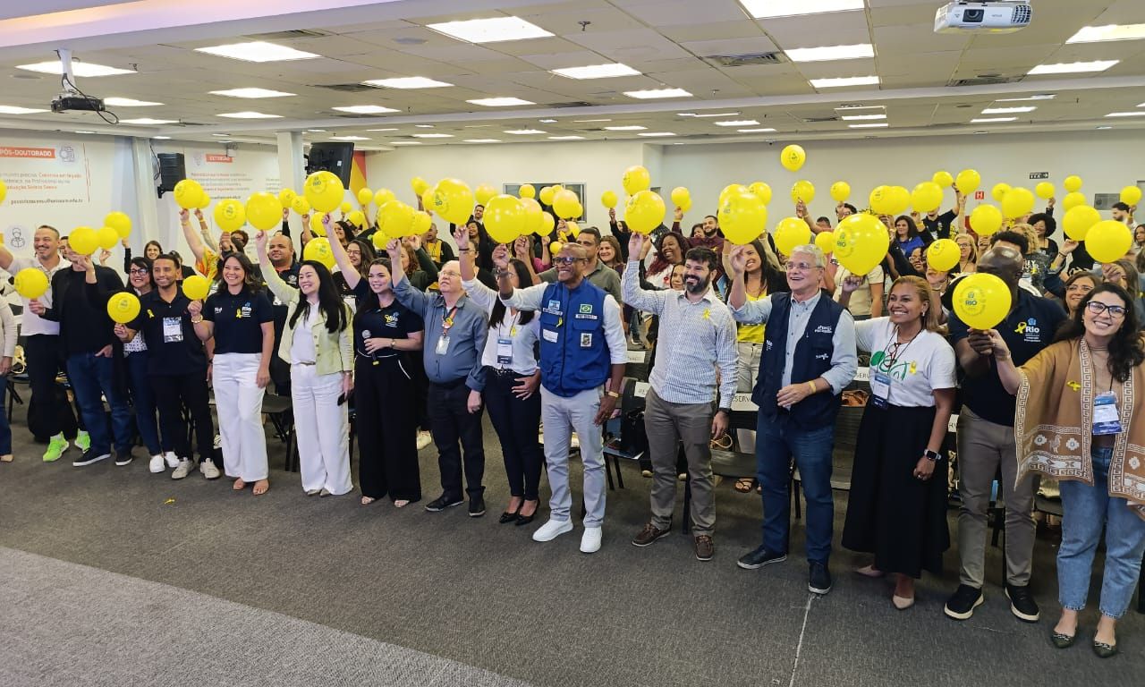 Seminário Integração no Setembro Amarelo reúne especialistas e premia projetos municipais de prevenção