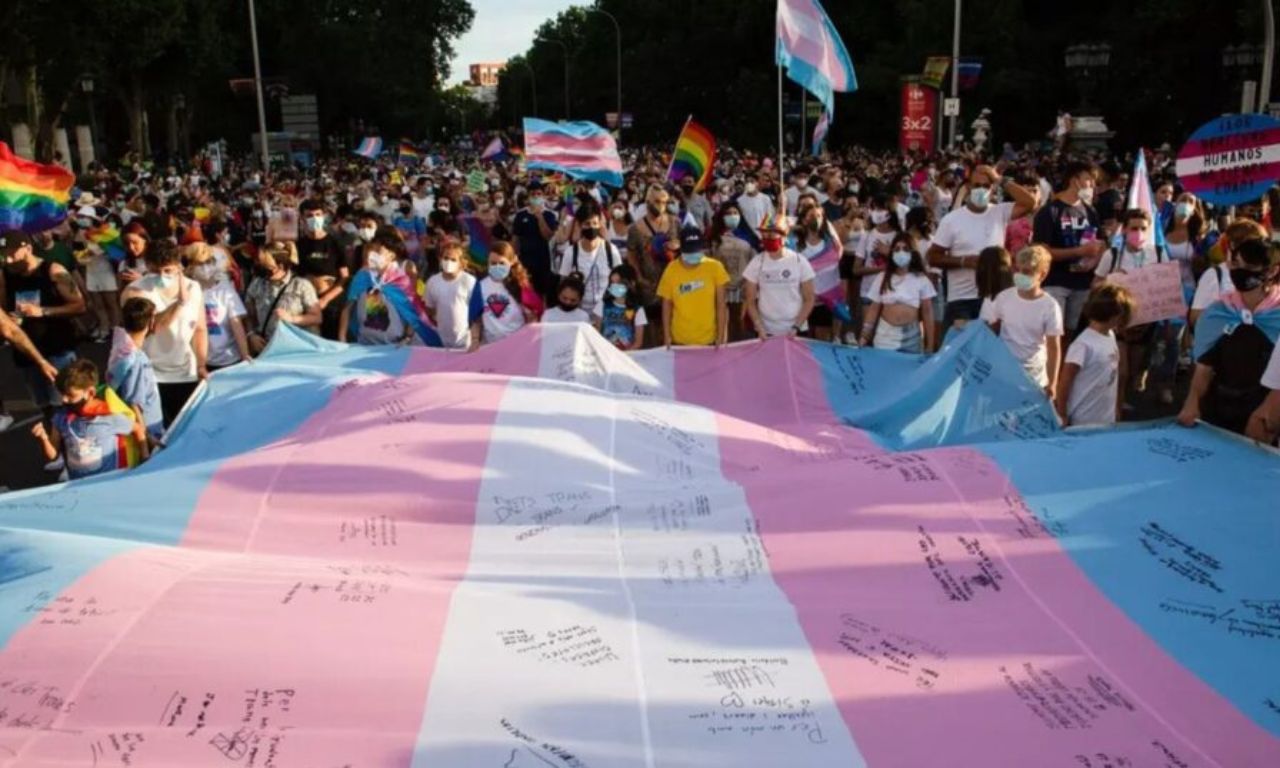 Foto Reprodução transfobia