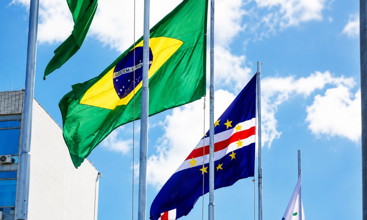 Bandeiras Brasil e Cabo Verde