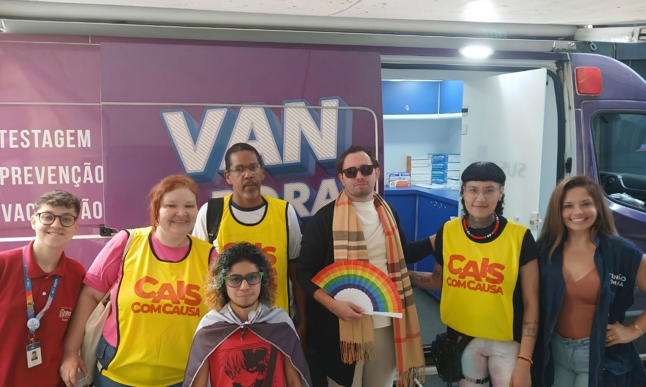 CAIS ComCausa participa da 5ª Marcha Trans & Travesti do Rio no Centro.