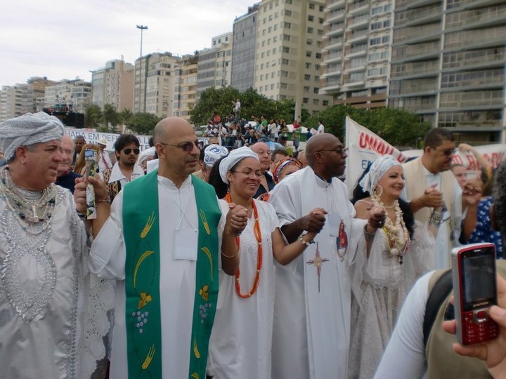 Liberdade religiosa e respeito à diversidade são fundamentais para a convivência social
